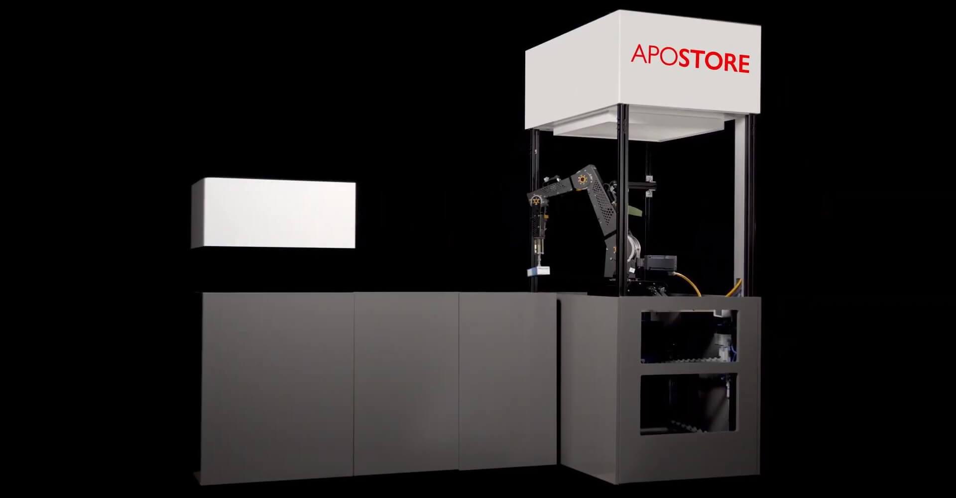 Autonomous flow of goods with pick and place robot